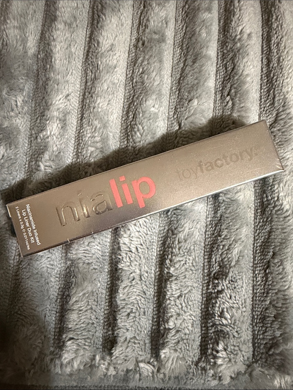 nialip by toyfactory Lip Liner Duo in Deep Seek and Nude Protocol
